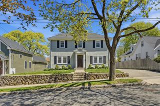 75 School Street, Melrose, MA 02176