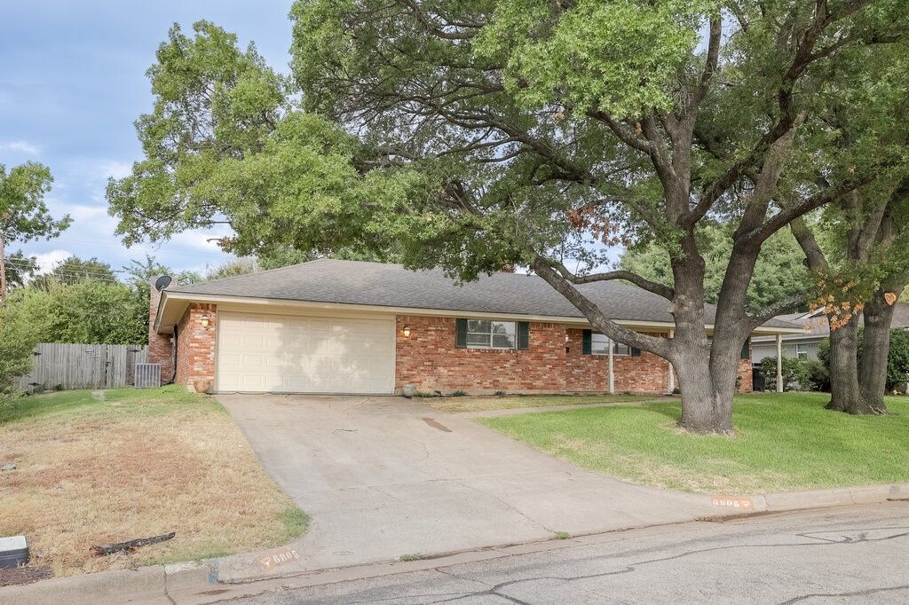 6805 Valhalla Road, Fort Worth, TX 76116 — photo 2
