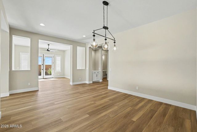 10331 E THORNTON Avenue, Mesa, AZ 85212