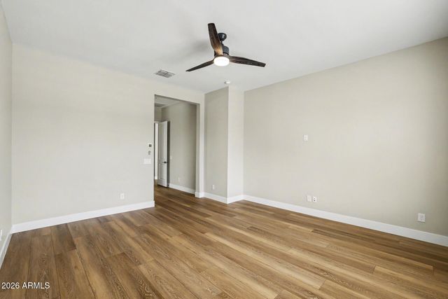10331 E THORNTON Avenue, Mesa, AZ 85212