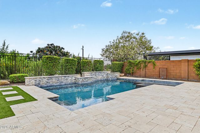 10331 E THORNTON Avenue, Mesa, AZ 85212