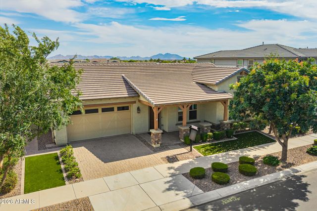 10331 E THORNTON Avenue, Mesa, AZ 85212