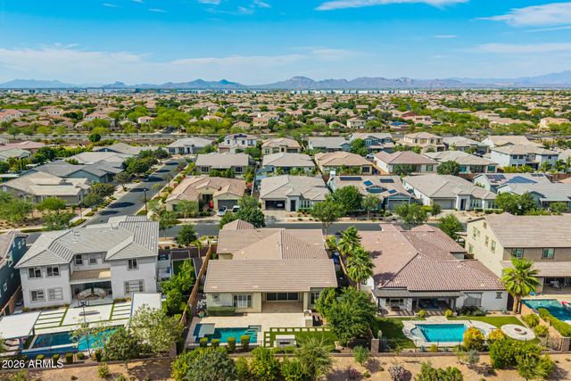 10331 E THORNTON Avenue, Mesa, AZ 85212