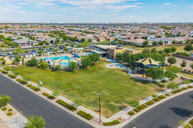 10331 E THORNTON Avenue, Mesa, AZ 85212