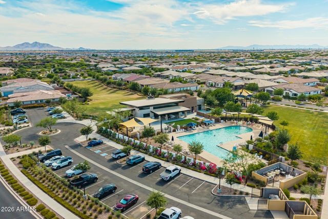 10331 E THORNTON Avenue, Mesa, AZ 85212