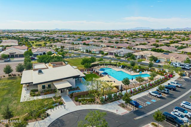 10331 E THORNTON Avenue, Mesa, AZ 85212