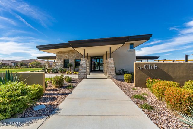 10331 E THORNTON Avenue, Mesa, AZ 85212