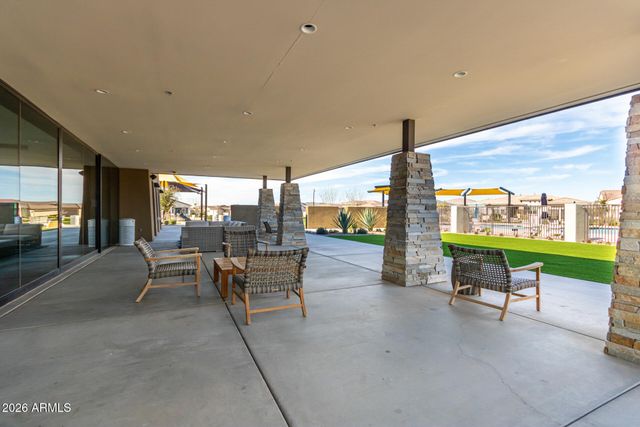 10331 E THORNTON Avenue, Mesa, AZ 85212