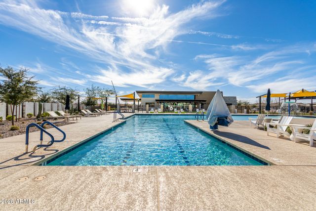 10331 E THORNTON Avenue, Mesa, AZ 85212