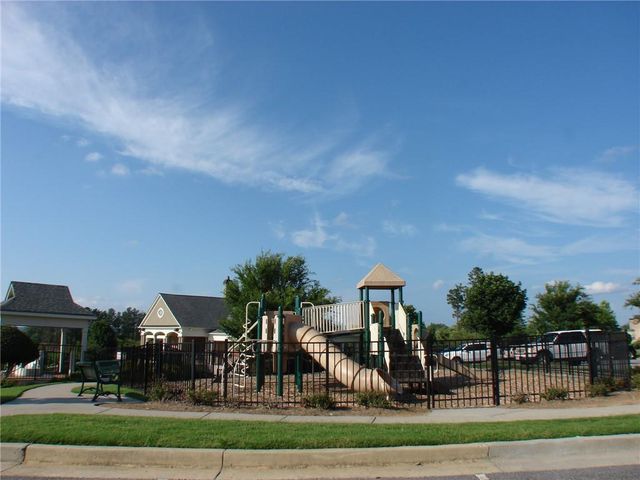 4847 Basingstoke W Drive, Suwanee, GA 30024