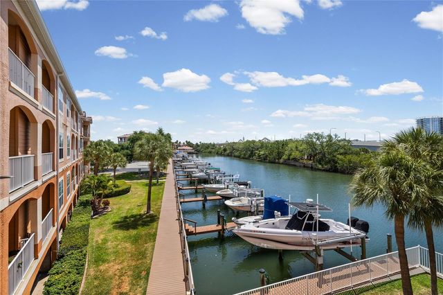 5000 CULBREATH KEY WAY 9-216, Tampa, FL 33611