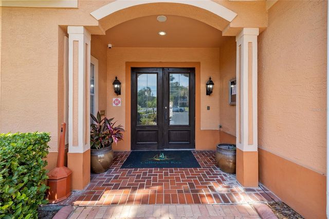 5000 CULBREATH KEY WAY 9-216, Tampa, FL 33611