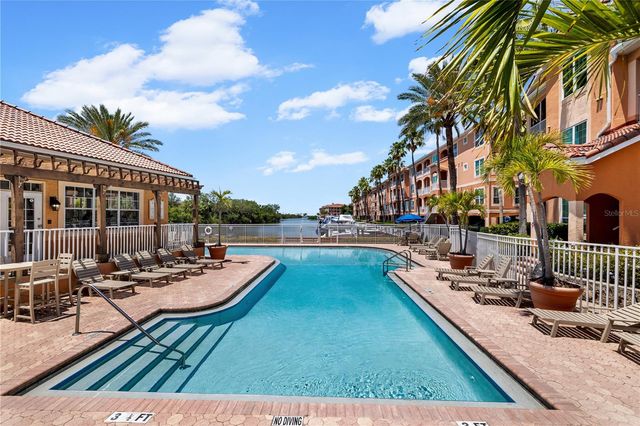 5000 CULBREATH KEY WAY 9-216, Tampa, FL 33611