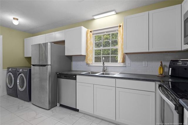 7526 Overbrook Drive, Fayetteville, NC 28303