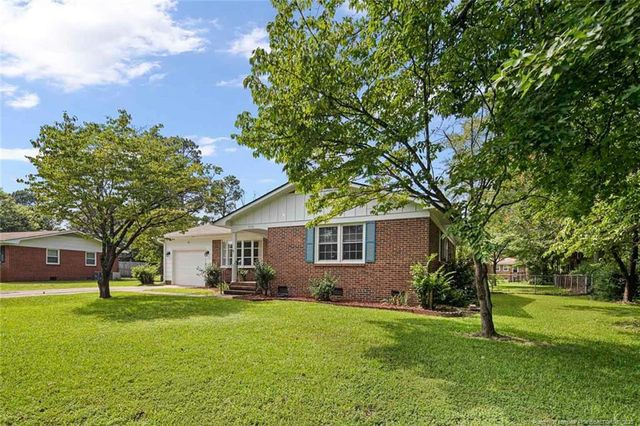 7526 Overbrook Drive, Fayetteville, NC 28303