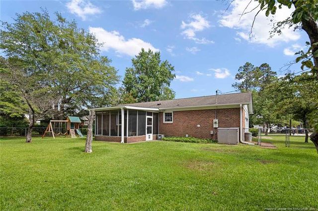 7526 Overbrook Drive, Fayetteville, NC 28303