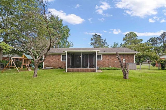 7526 Overbrook Drive, Fayetteville, NC 28303