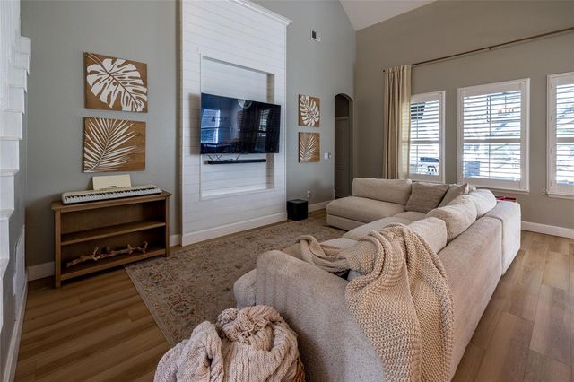 109 BEDFORD COURT, Deland, FL 32724