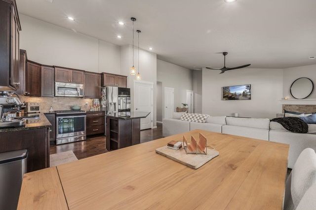 19993 E Glenbrook Ave, Liberty Lake, WA 99016