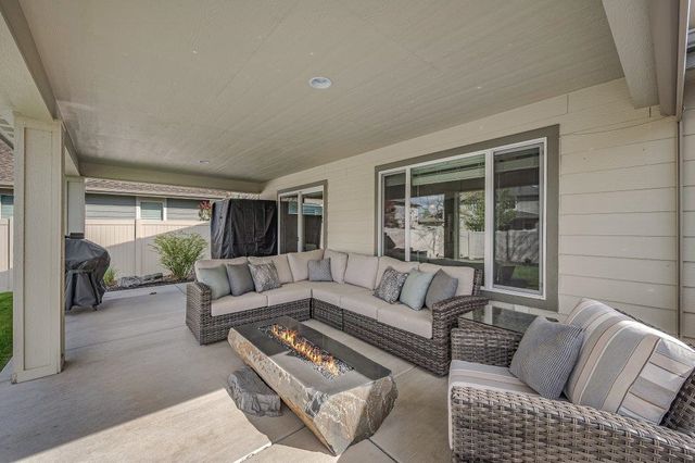 19993 E Glenbrook Ave, Liberty Lake, WA 99016