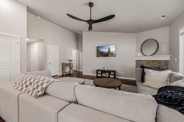19993 E Glenbrook Ave, Liberty Lake, WA 99016