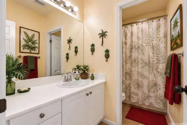 92-1096 Olani Street 13-2, Kapolei, HI 96707