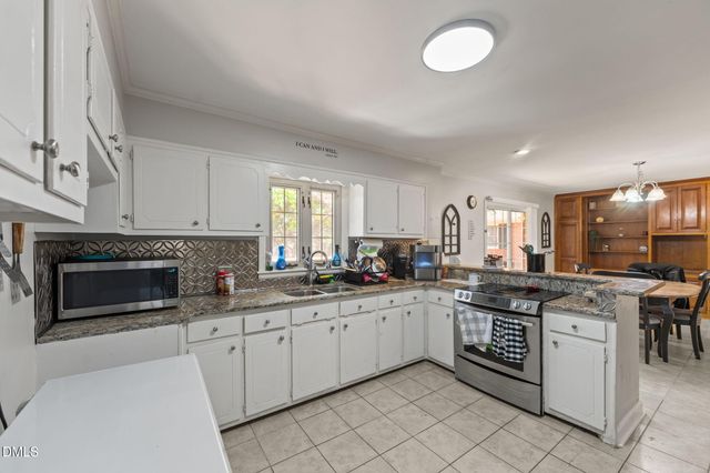 811 Wagoner Road, Elon, NC 27244