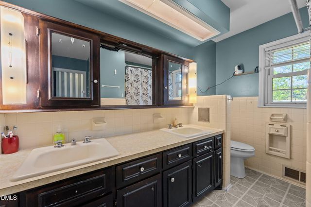 811 Wagoner Road, Elon, NC 27244