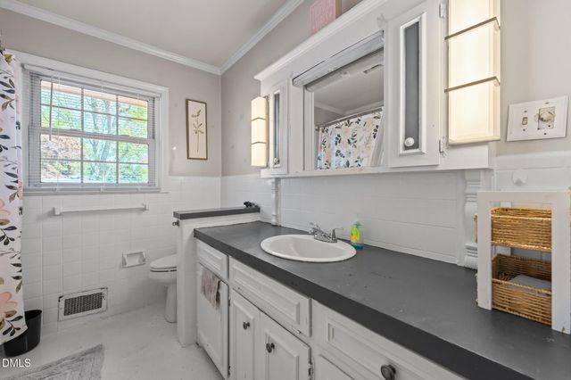 811 Wagoner Road, Elon, NC 27244