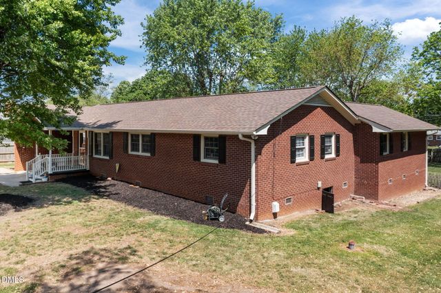 811 Wagoner Road, Elon, NC 27244