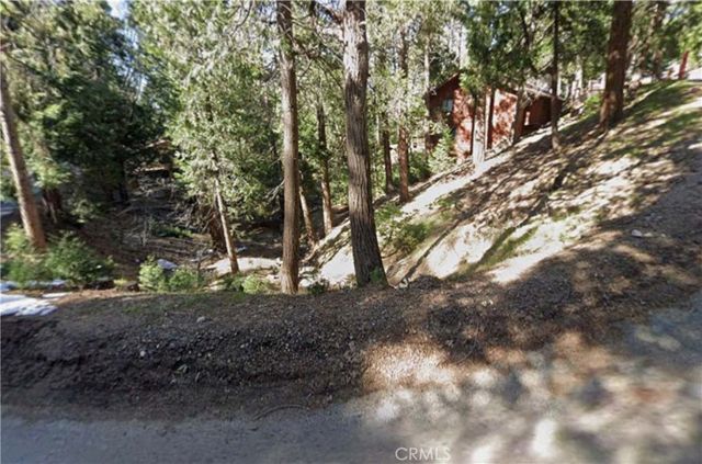 24148 Cresta, Crestline, CA 92325