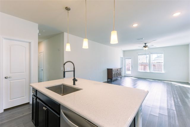 2024 Robert Street, Anna, TX 75409