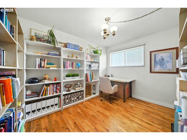 1003 COLLEGE St, Milton Freewater, OR 97862