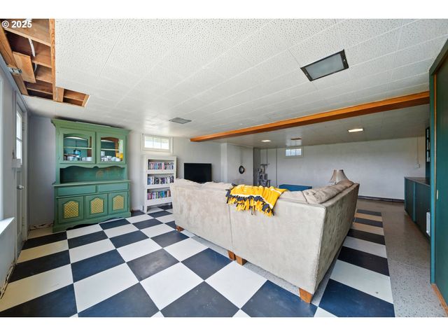 1003 COLLEGE St, Milton Freewater, OR 97862