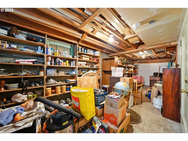 1003 COLLEGE St, Milton Freewater, OR 97862