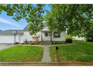 1003 COLLEGE St, Milton Freewater, OR 97862