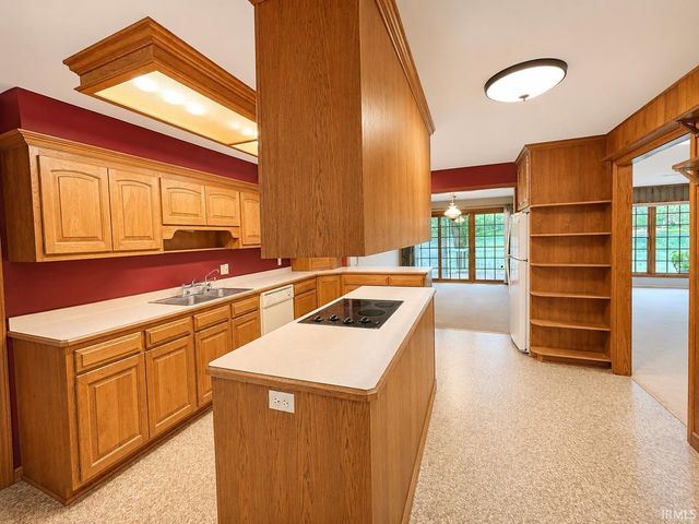 14415 Lawarence Lake Drive, Plymouth, IN 46563