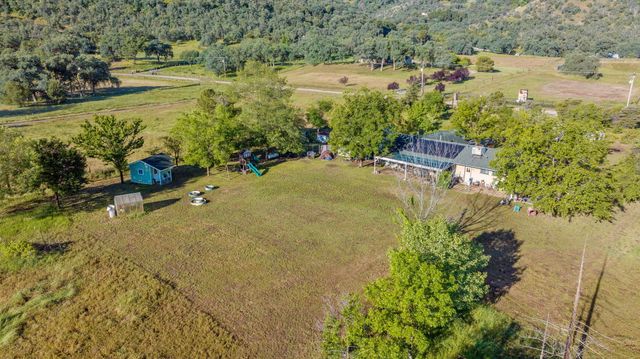 29478 Fallen Oak Road, Tollhouse, CA 93667