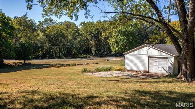 610 Rotary Street, Gillespie, IL 62033