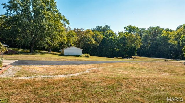 610 Rotary Street, Gillespie, IL 62033