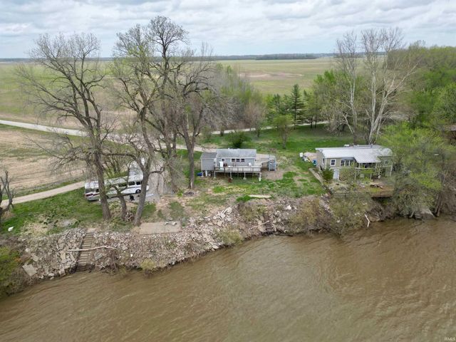 3213 Old River Road, Evansville, IN 47715