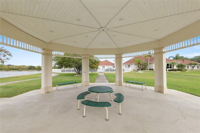 3901 SERENADE LANE 1, Lakeland, FL 33811