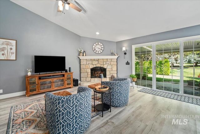 1336 S Gosling Place, Eagle, ID 83616