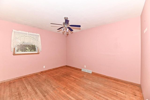 9061 S 83rd STREET, Franklin, WI 53132