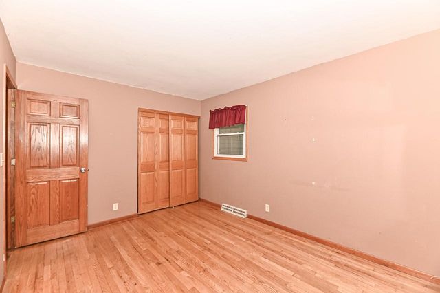 9061 S 83rd STREET, Franklin, WI 53132