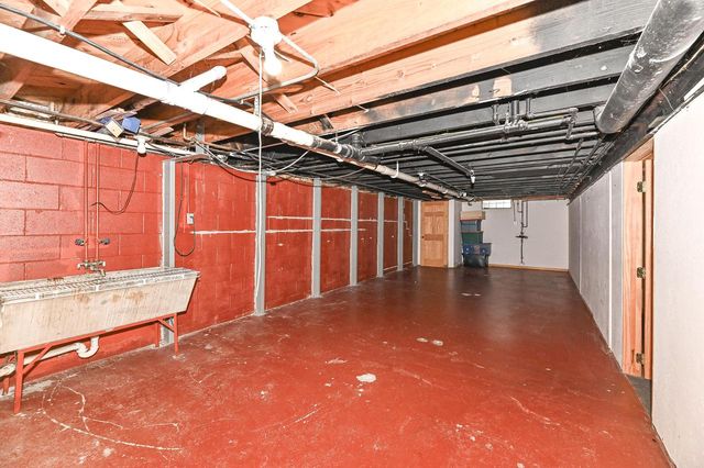 9061 S 83rd STREET, Franklin, WI 53132