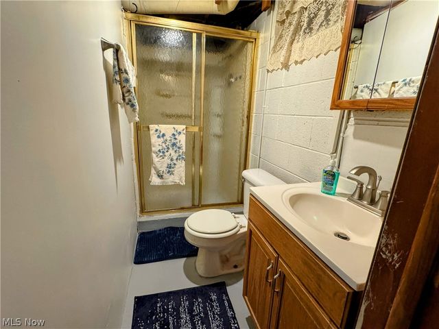 1322 Caryl Drive, Bedford, OH 44146