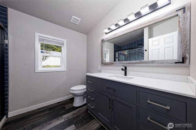 4080 W Shelton Matlock Road, Shelton, WA 98584