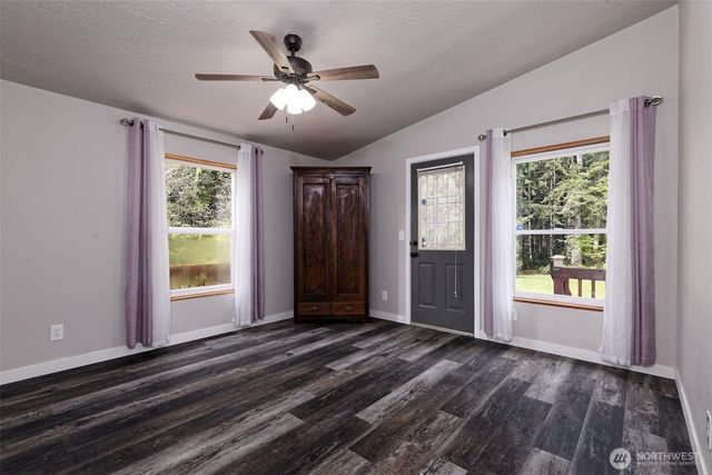 4080 W Shelton Matlock Road, Shelton, WA 98584
