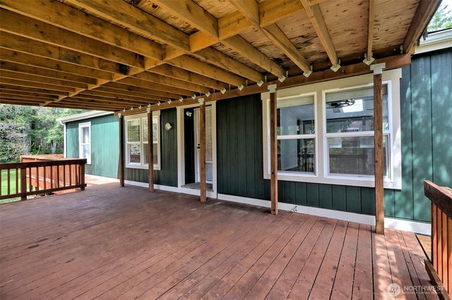 4080 W Shelton Matlock Road, Shelton, WA 98584